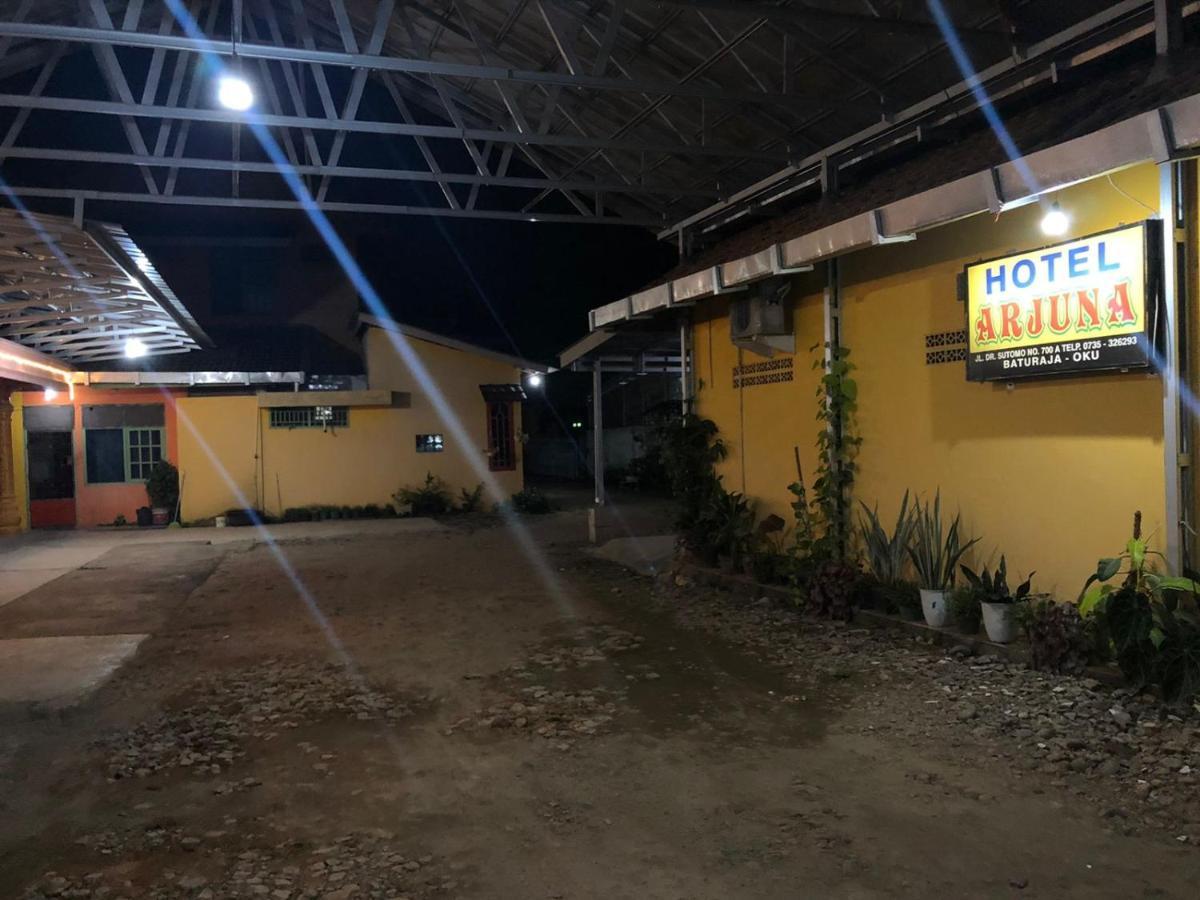 Baturaja  Hotel Arjuna المظهر الخارجي الصورة