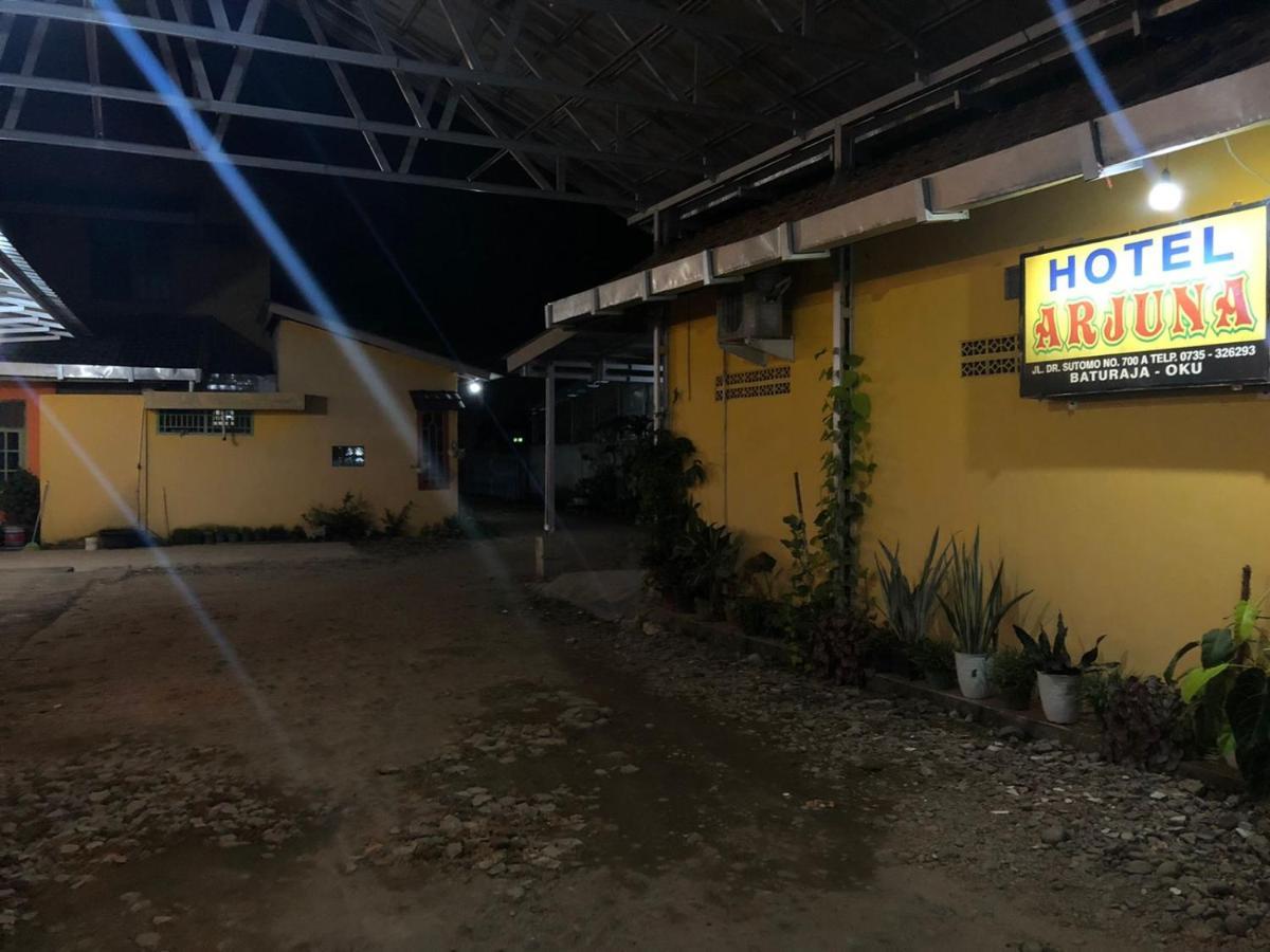 Baturaja  Hotel Arjuna المظهر الخارجي الصورة